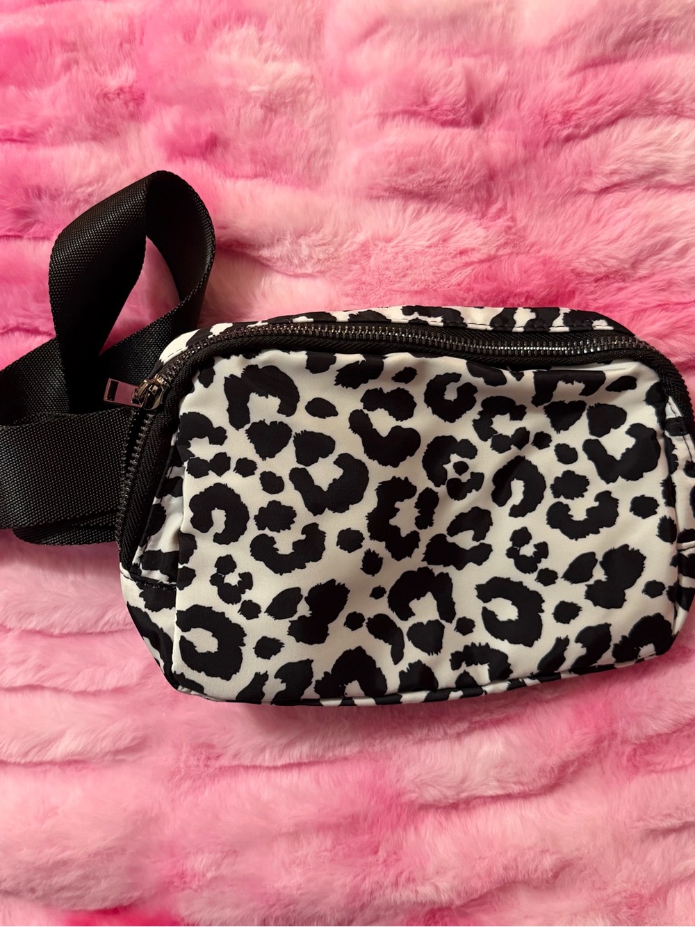 Black & White Leopard Print Crossbody Belt Bag